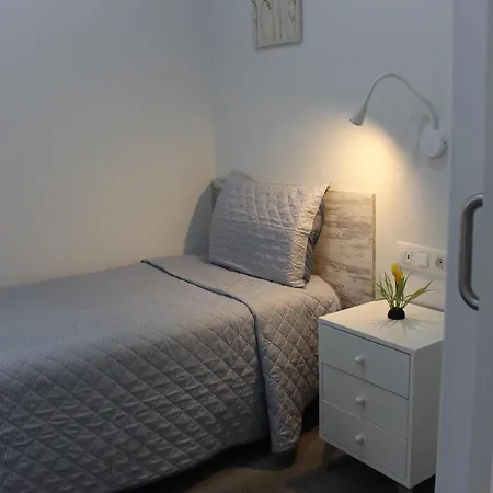 Vv Alcaravaneras Atico B Apartment *